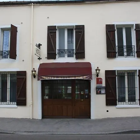 Hotel Republique-3